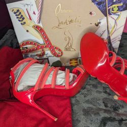 Christian louboutin Red Bottom Heels 👠 