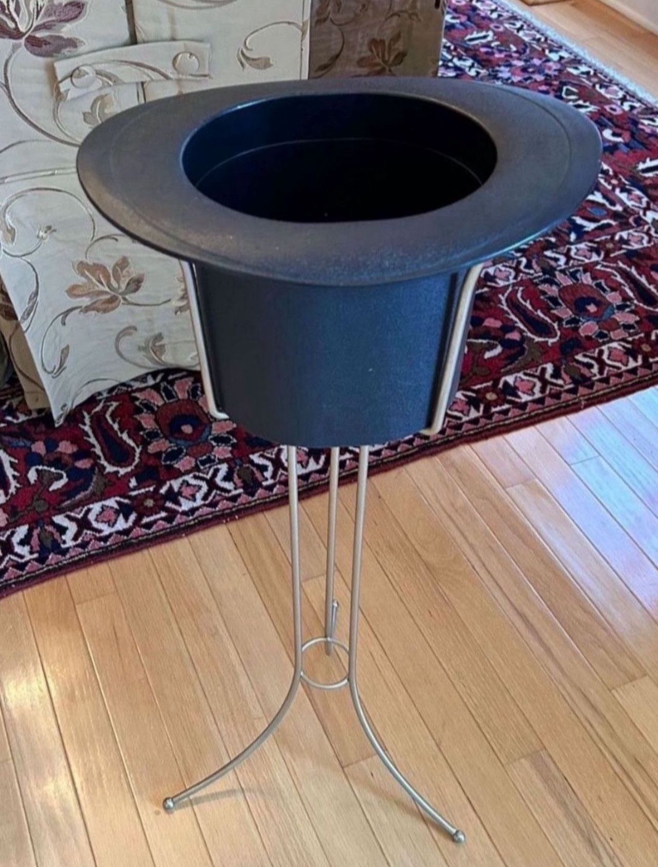 Champagne Bucket And Stand