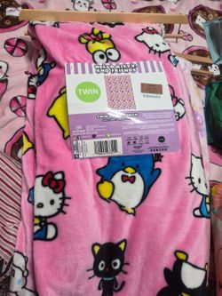 Hello kitty and friends throw
