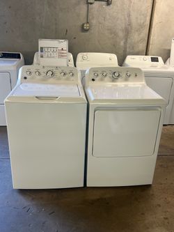 GE WASHER AND DRYER