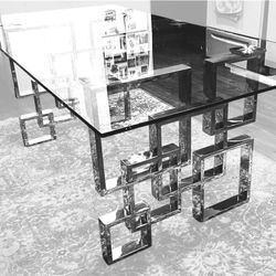 Glass Dining Table, Good Condition For Sale $500 With 6 Tables 