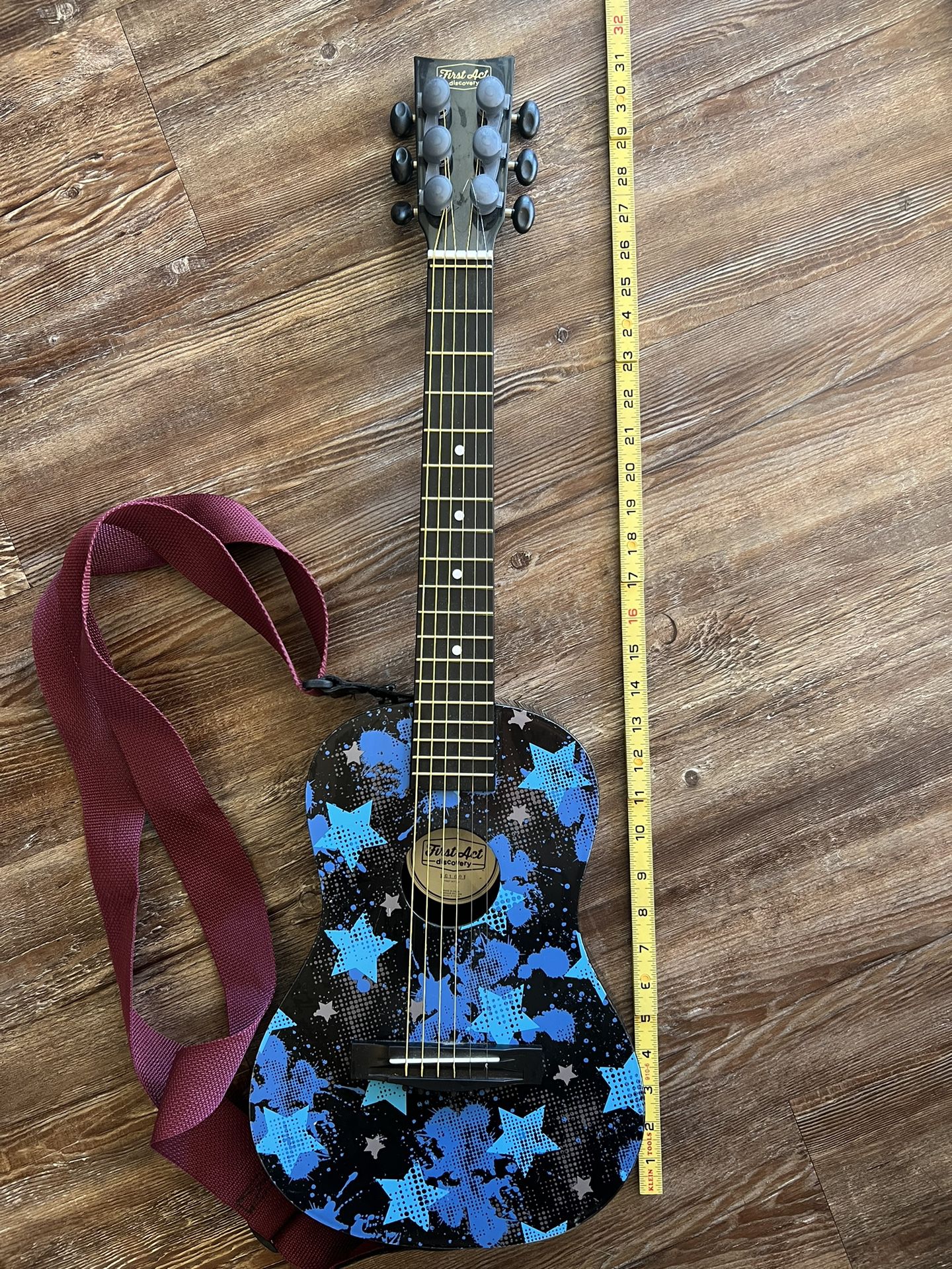 First Act Discovery Guitar 