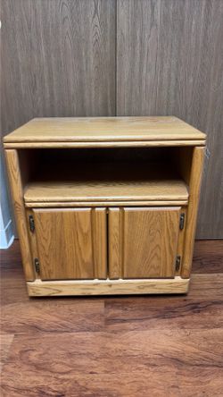 Tv or microwave stand