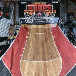 ESPN 2-player Indoor Basketball Arcade Game 