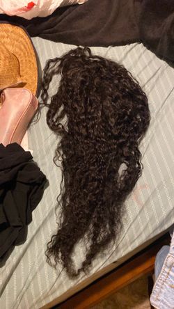 Curly wig 30”