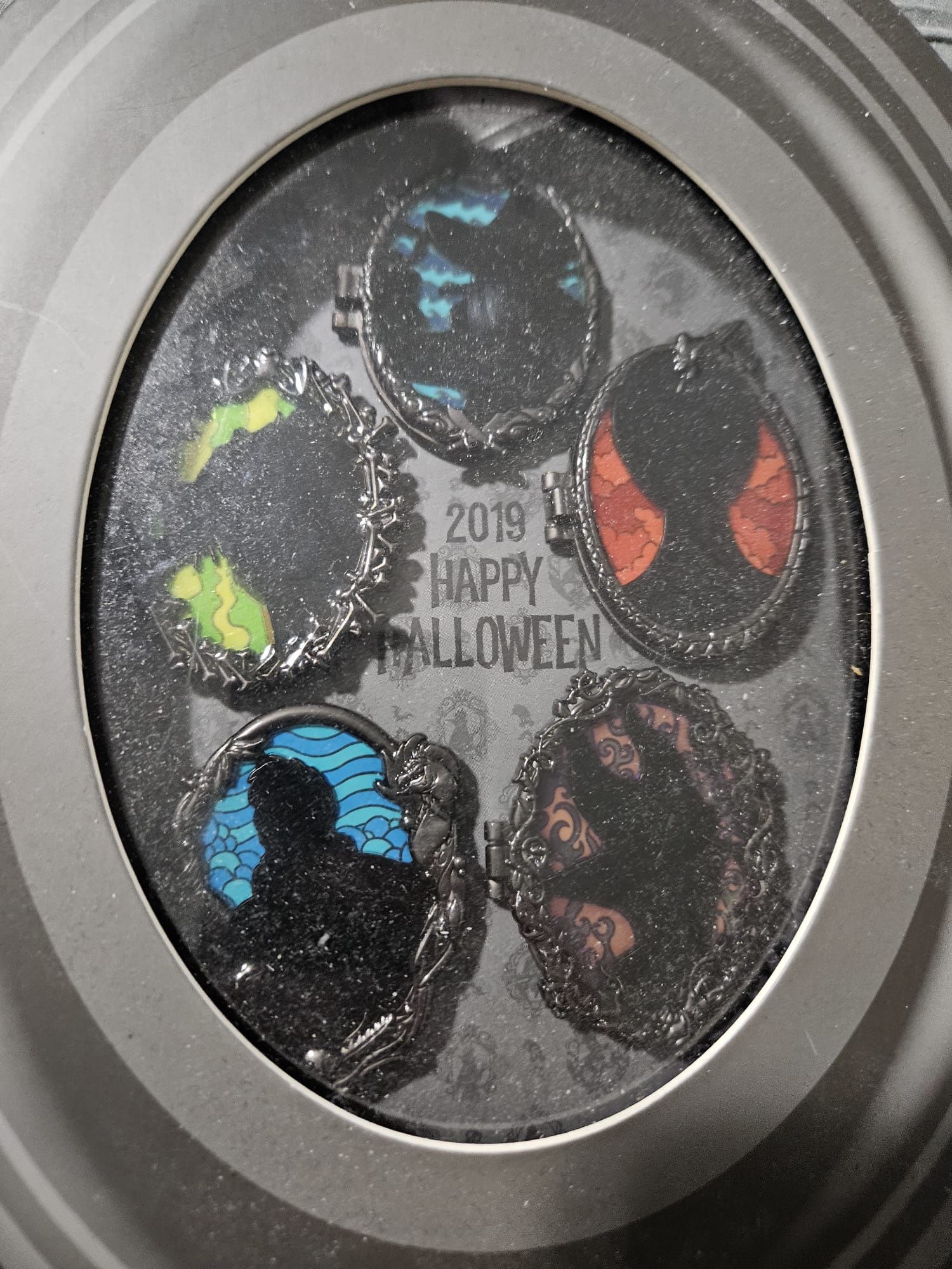 Disney Halloween 2019 Villain Pins