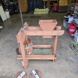 Wooden Fruit Cider Press