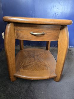 Wood Livingroom Center Piece