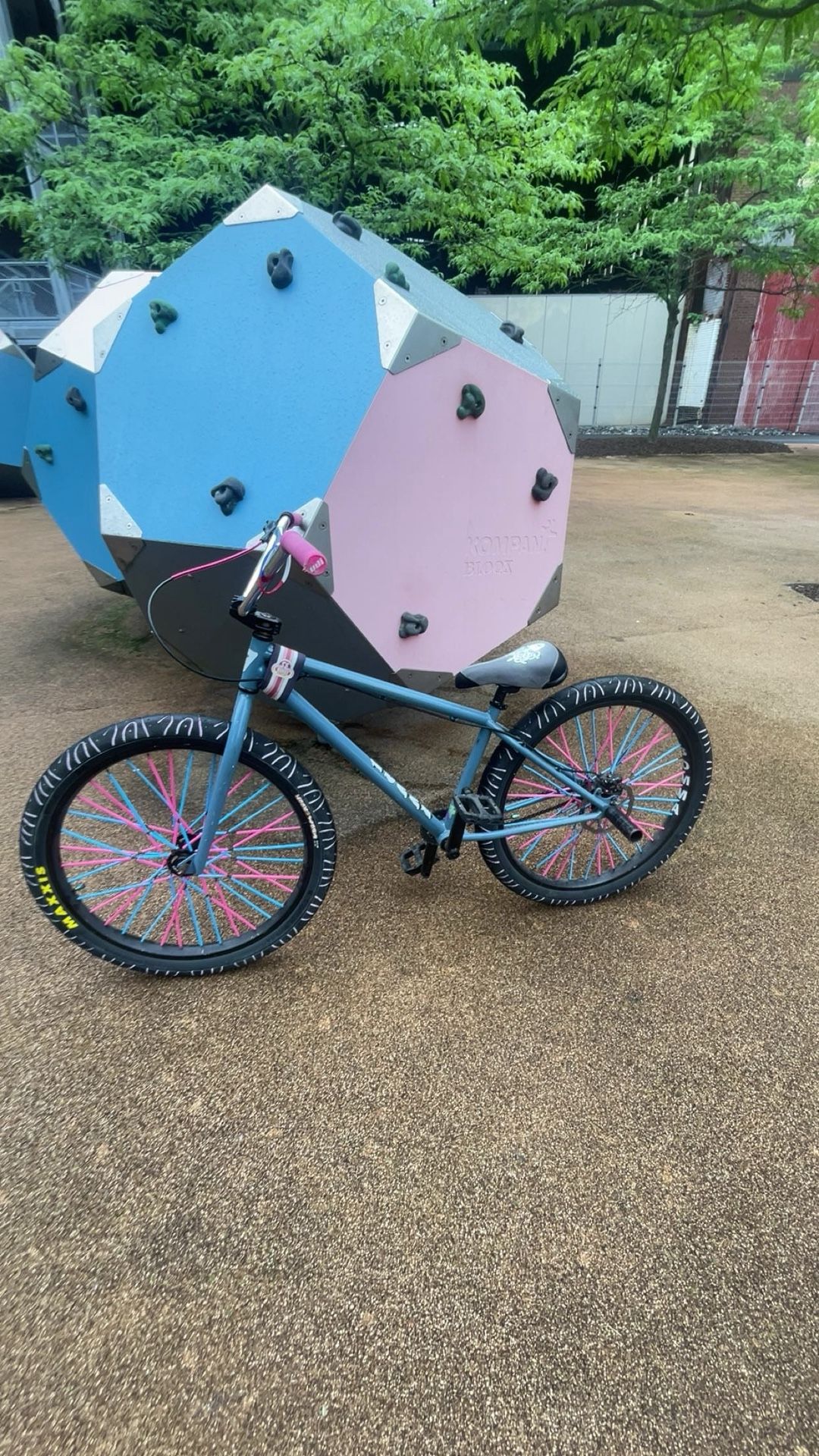 Mafia Bomma 26 Inch