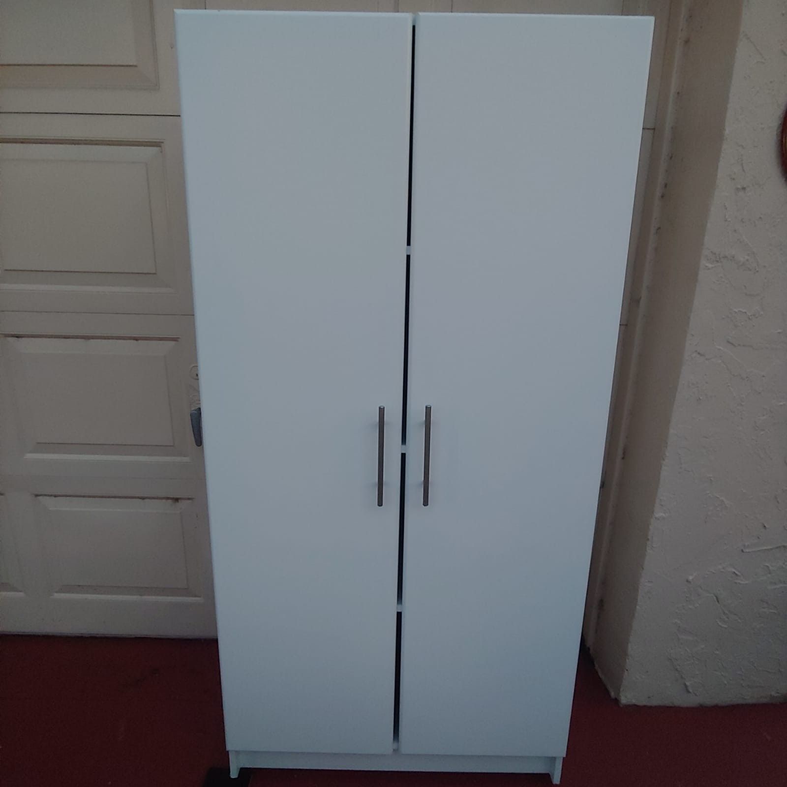 White cabinet with 4 shelves