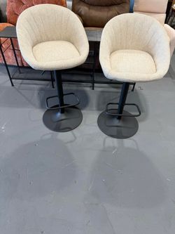 New - Set of 2 Barstools