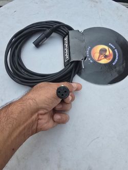 Microphone cables brand new n used