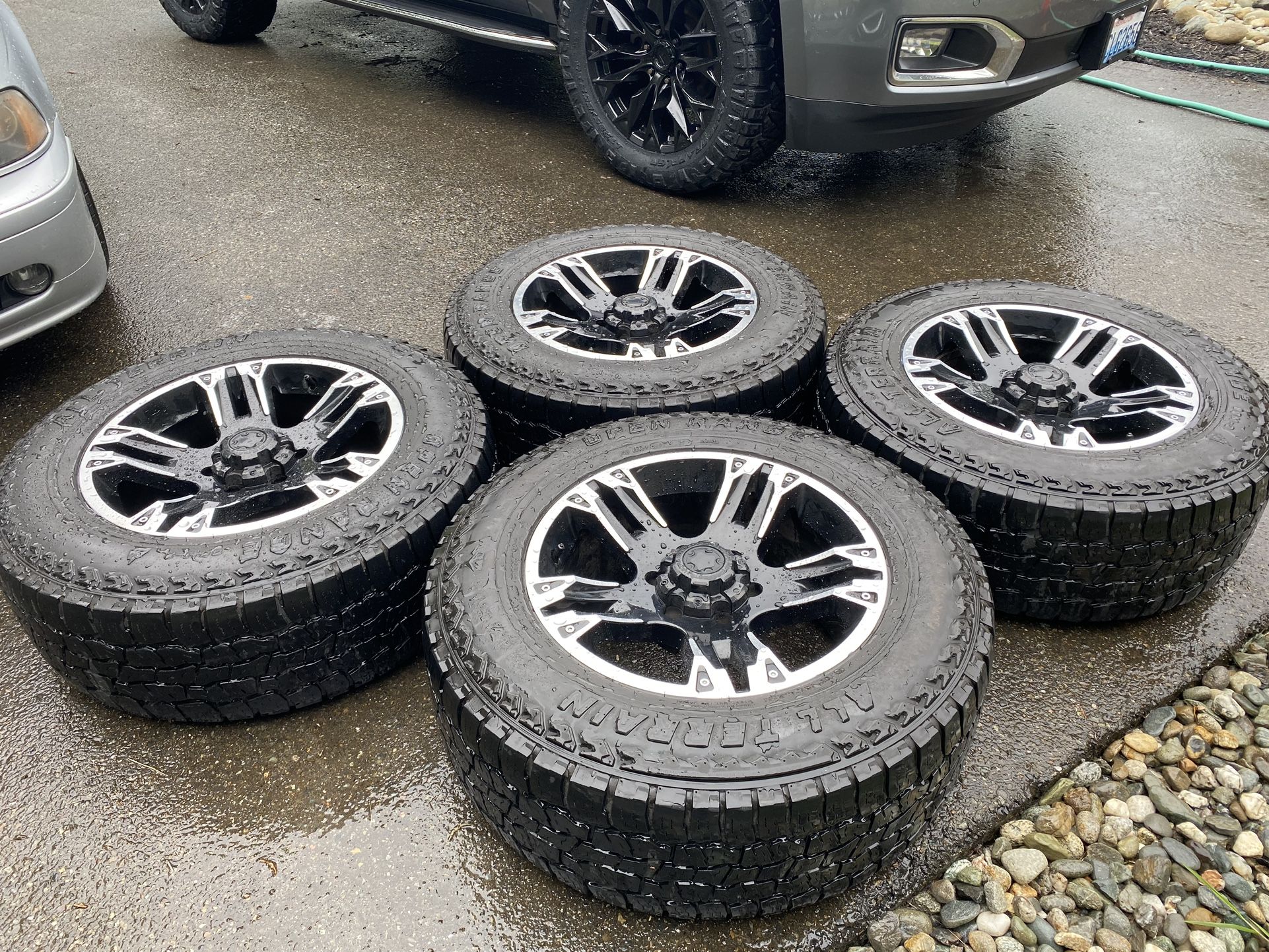 4 Ultra Motorsports Wheels and Tires 18”