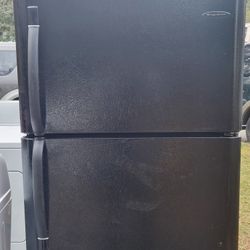 Frigidaire Refrigerator 