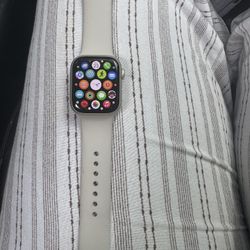 Apple Watch Series 8 (41mm)
