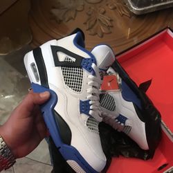Jordan 4 Motorsport