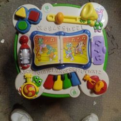 Leap Frog Musical Table
