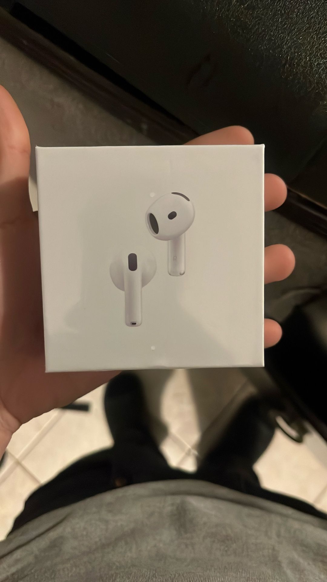 apple airpods Gen 4