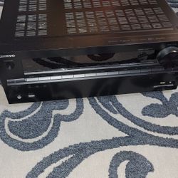Onyko HT-693 Home Theater Receiver. Like NEW!