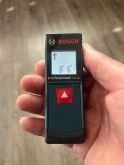 BOSCH DIGITAL LASER MEASURING TAPE GLM 20