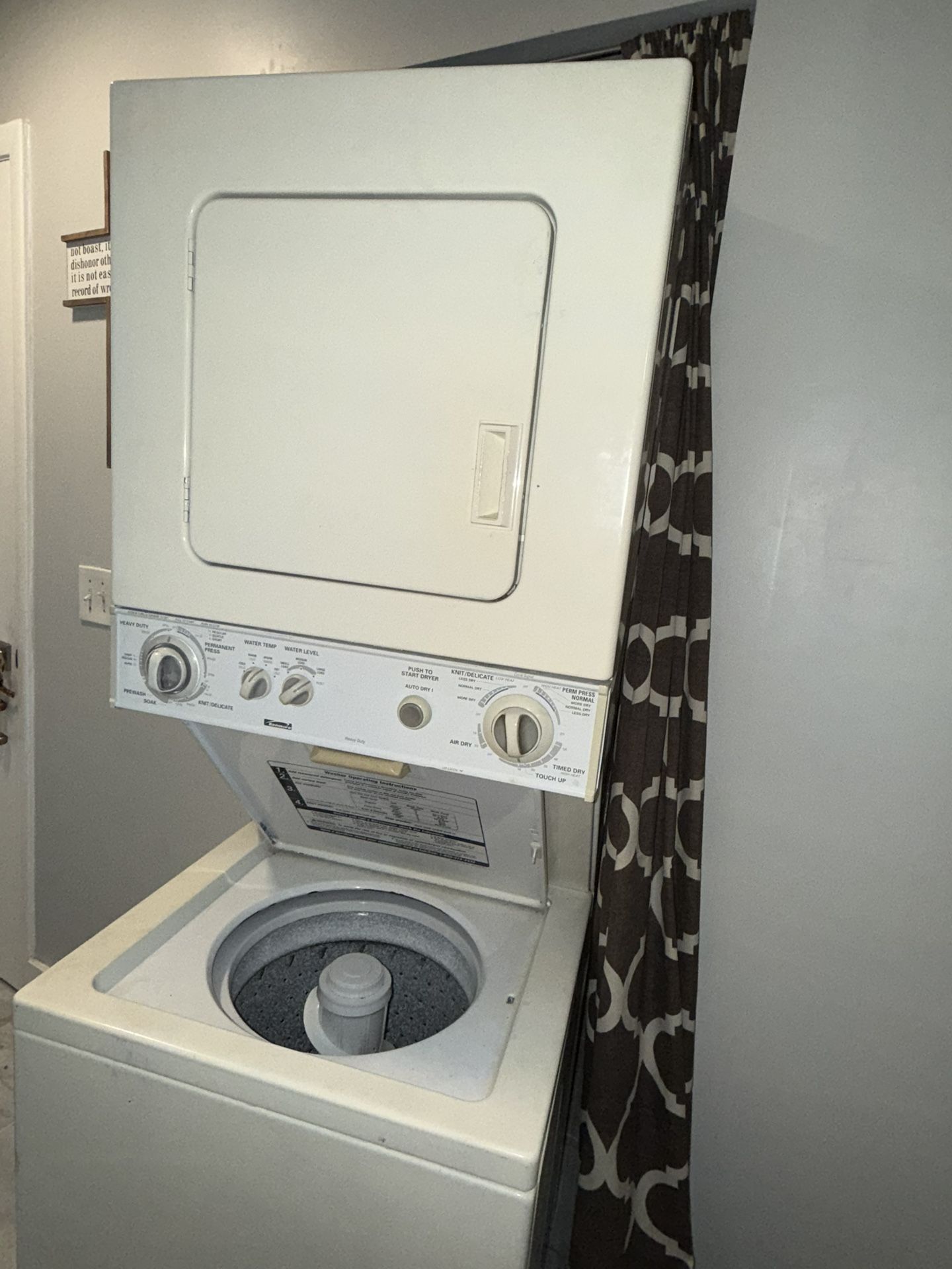 Reliable Stacked Washer & Dryer Unit – Great Condition!