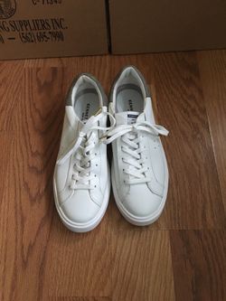 KENNETH COLE Size 9.5