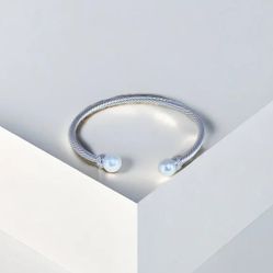 David Yurman Classic Elegant Diamond Bracelet with Seawater Pearls