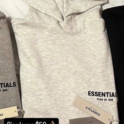 Essential hoodie