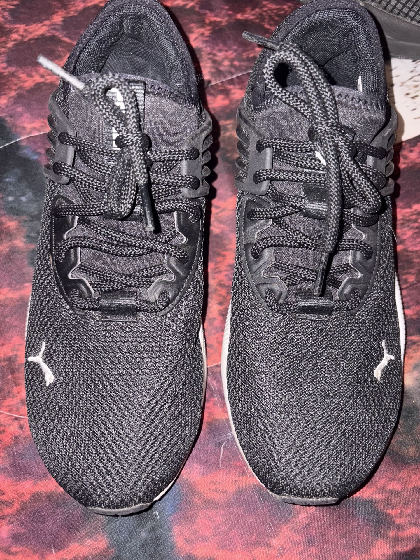 Men’s Puma Size 7.5