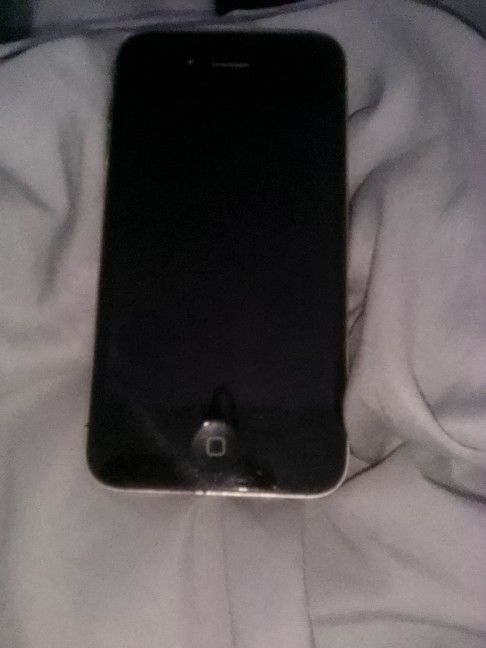 Apple iPhone 4s