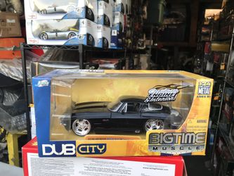 Diecast 63’ Corvette Split Window Hot rod 1/24 1:24!,! More Cars On My Page!!