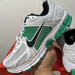 Nike Zoom Vomero 5 