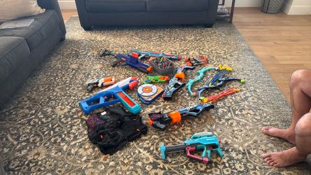 Nerf guns, bow & arrows, gel blaster, rocket launcher etc.
