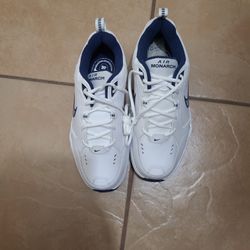 Air Monarch Nike Zise 10.5