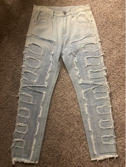 Light Wash Distressed Panel Jeans – Size 34 – Brand New