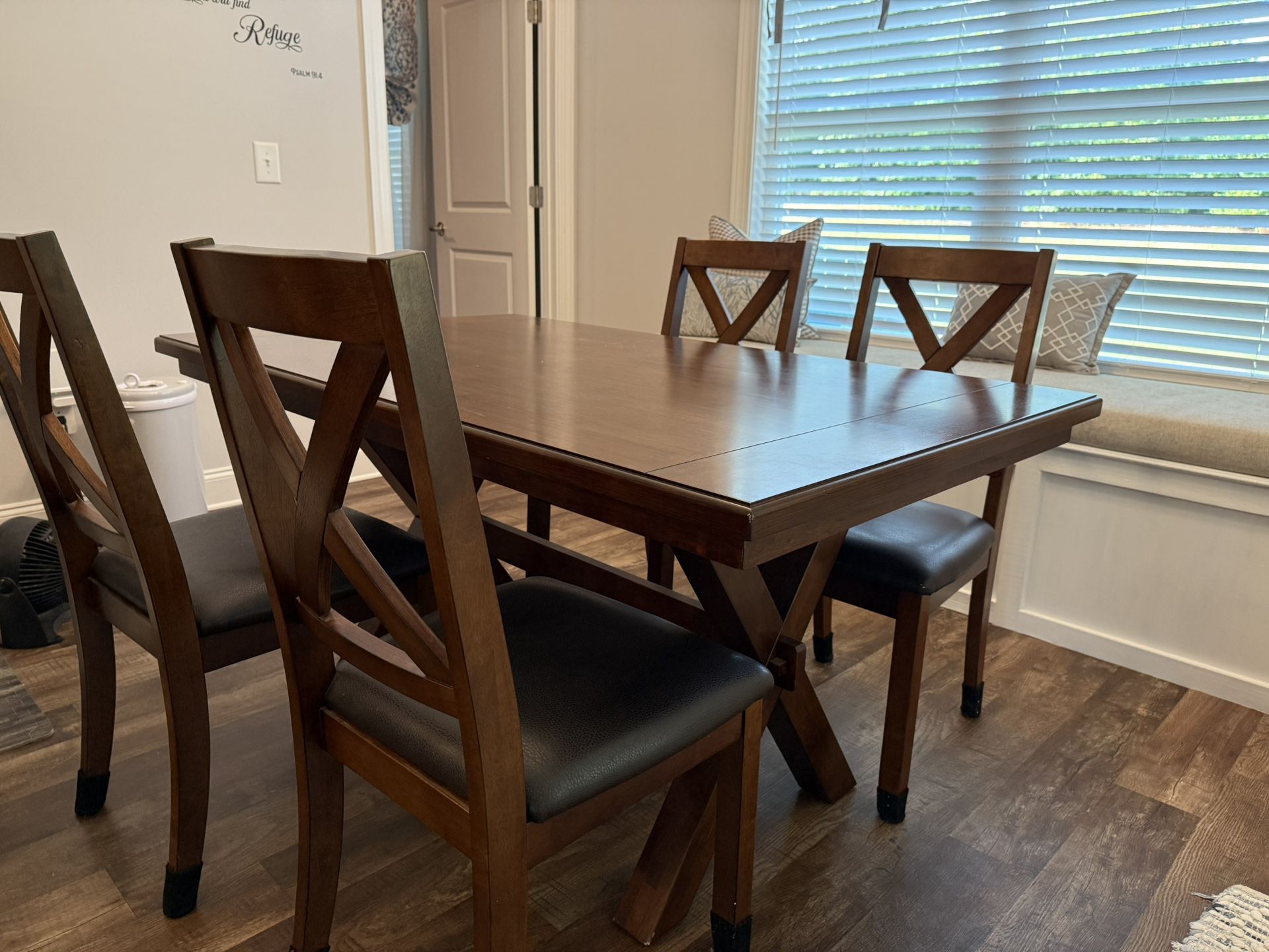 Dining Room Table With Four Chairs