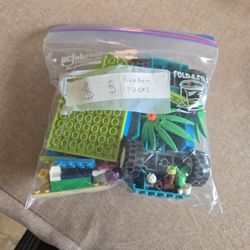 Random Lego Pieces