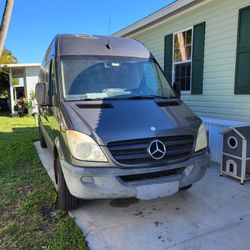 2012 Mercedes sprinter, 2500 Van.