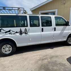 2004 Chevy Express Passenger Van
