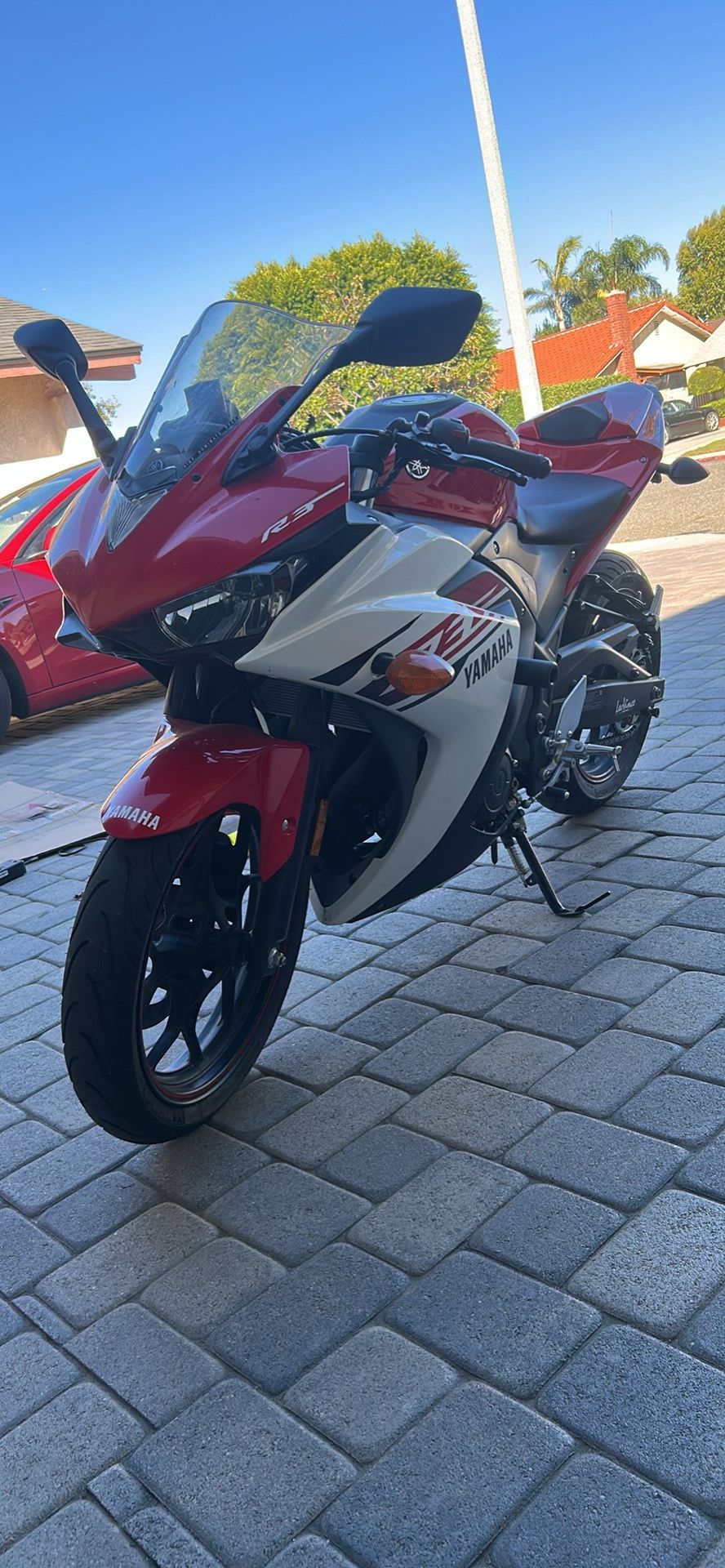 Yamaha R3