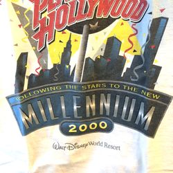 Planet Hollywood Disney Millennium 2000 Collectible Tshirt - M