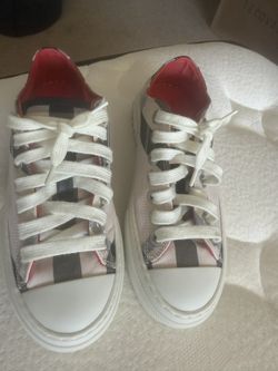 Burberry Shoes 👟