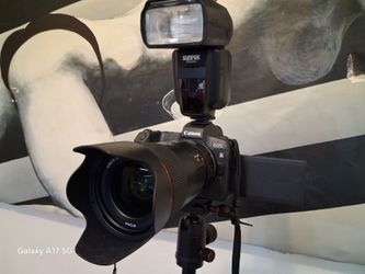 EOSR Cannon Camera & 35mm Lense