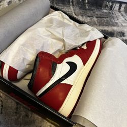 Jordan 1 Chicago Lost & Found 