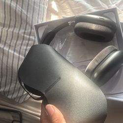 Airpod Maxs