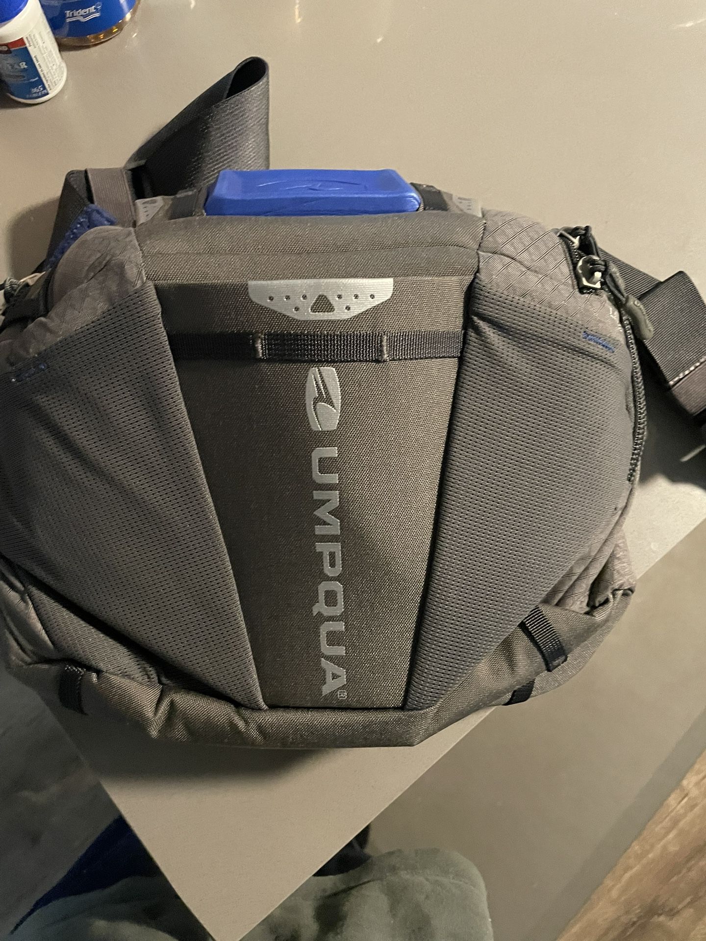 Fishing Waist Pack UMPQUA Ledges 500