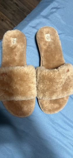 Ugg slides