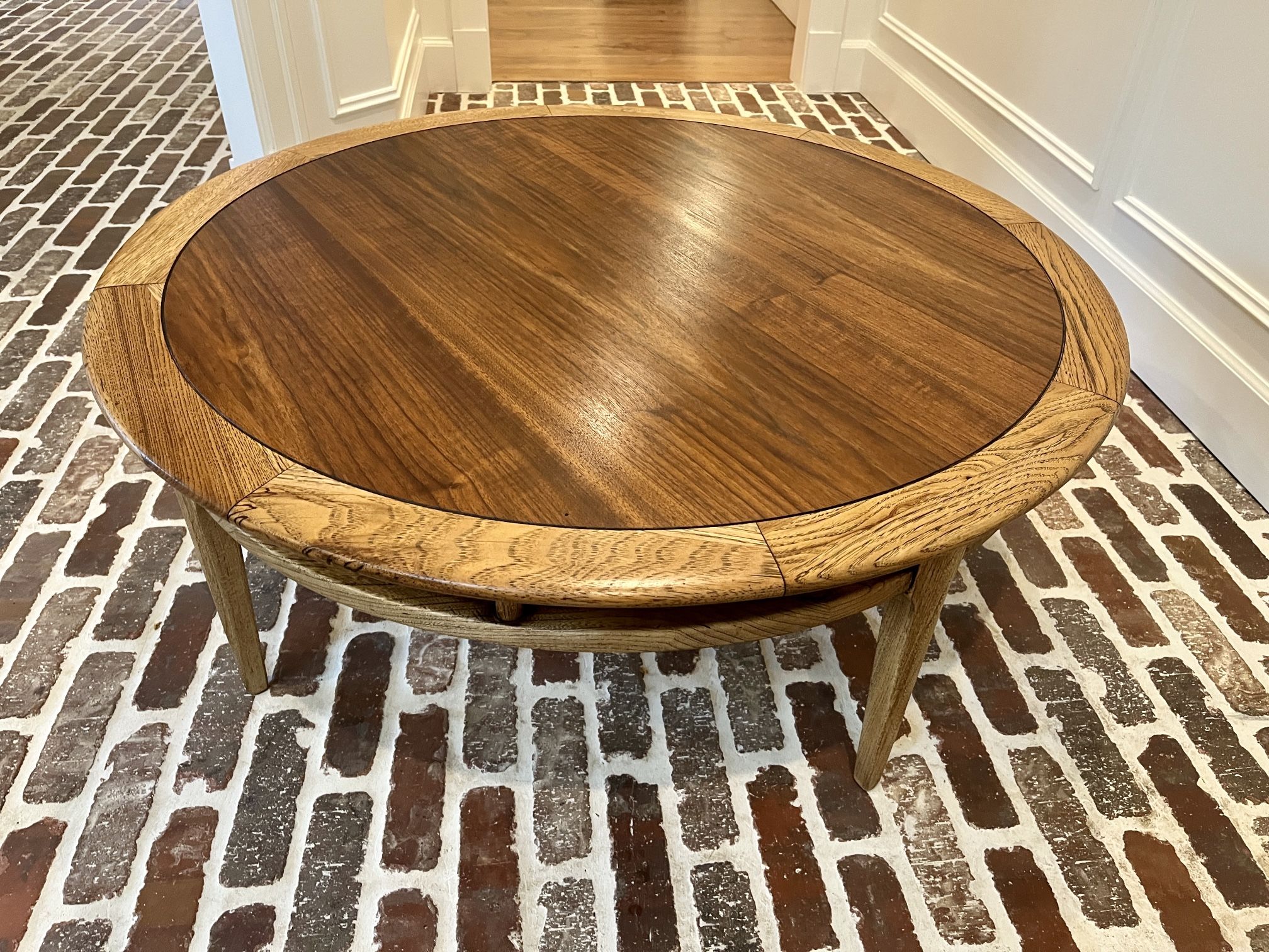 Lane MCM Round Coffee Table
