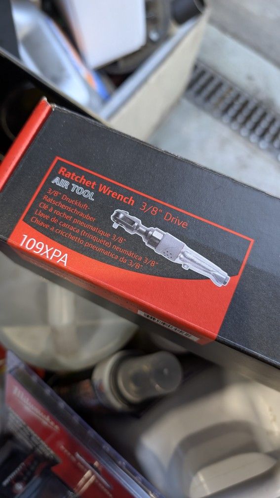 IR Ingersol Rand 3/8" Air Rachet Wrench - Model 109XPA