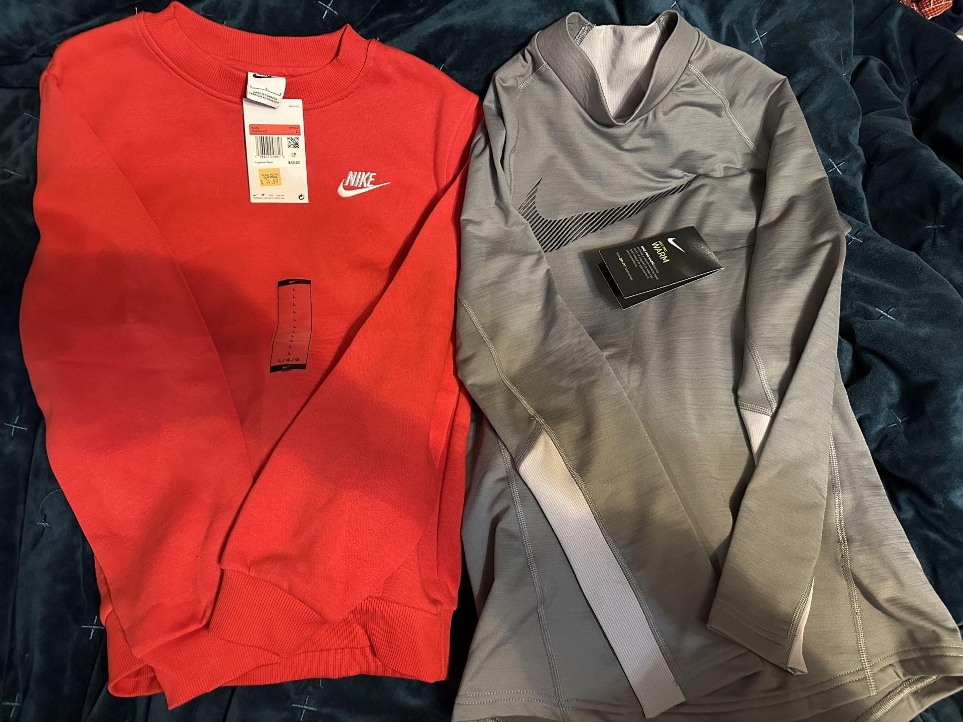 2 Nike Boys Large Long Sleeve 